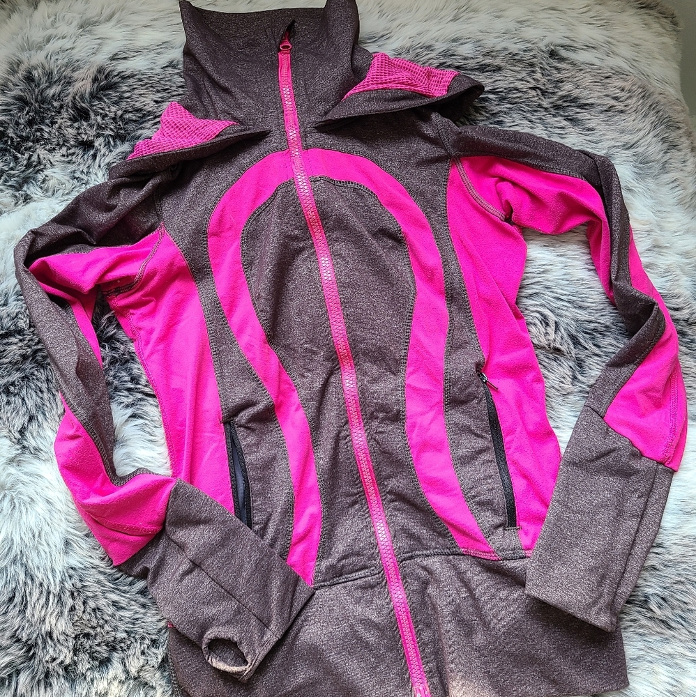 Lululemon Define Jacket - Picture 3 of 5